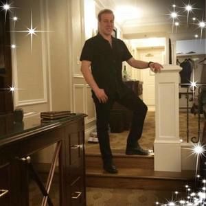 Meet your Posher, Javid